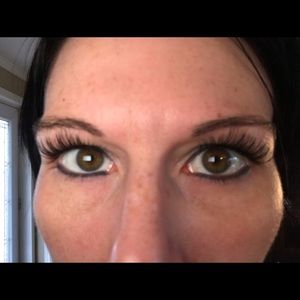 Meet your Posher, Karine